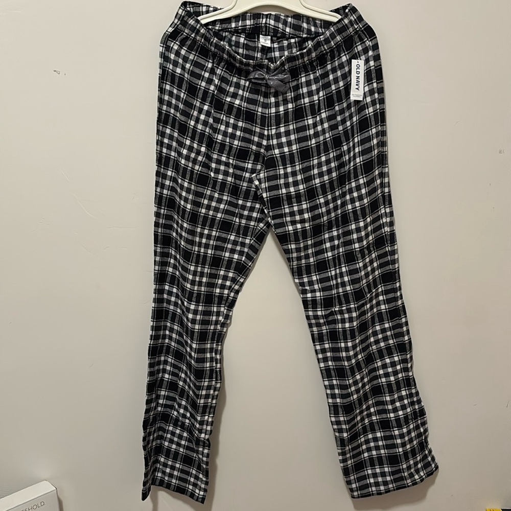 NWT Old Navy Plaid Pajama Pant Black White XS
